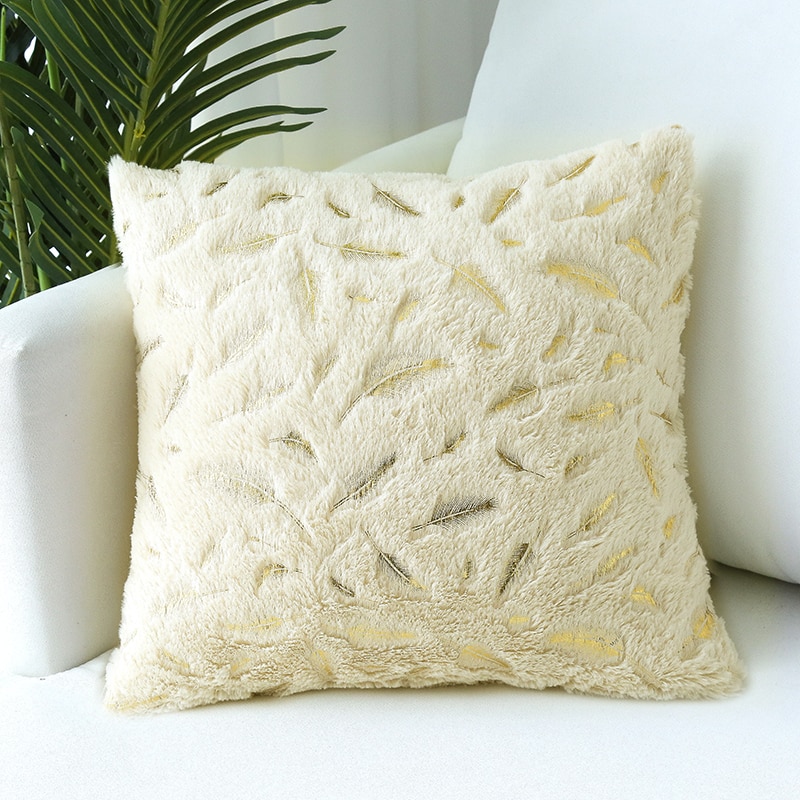 Leaves Patterned Plush Cushion Cover