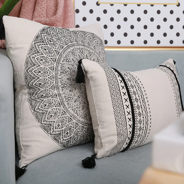 Black Geometric Patterned Cushion Cover