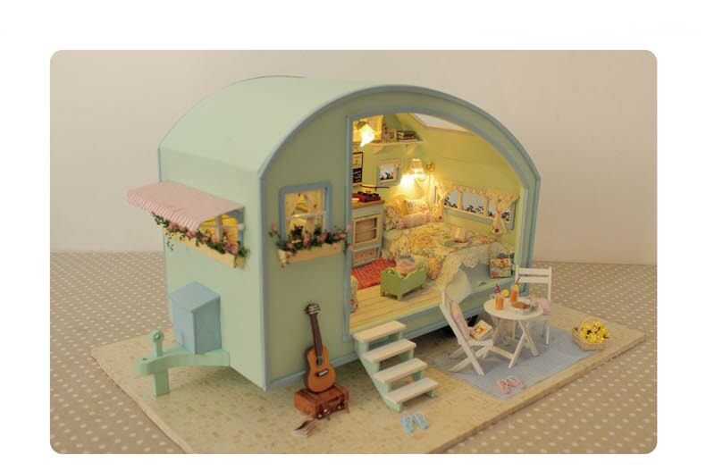 Miniature Wooden DIY Doll House with Furniture Kit