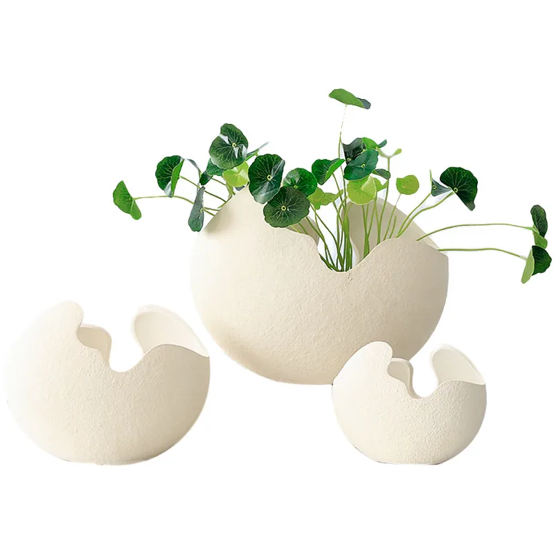 White Egg Shell Style Ceramic Vase