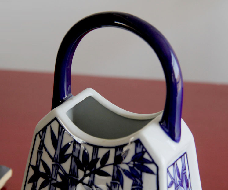 Chinese Style Ceramic Handbag Shape Vase