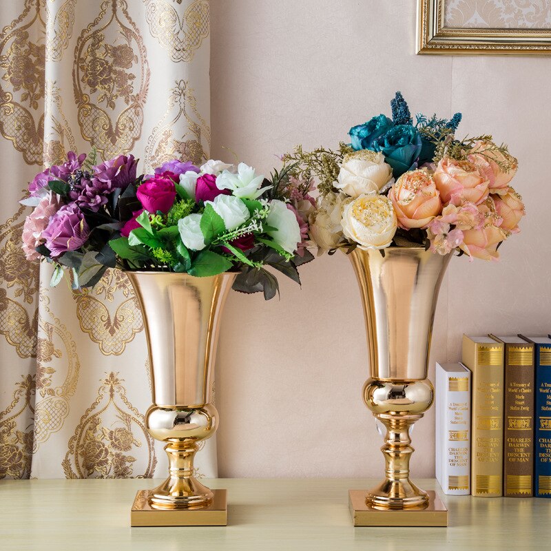 Gold Metal Flower Vase in Different Sizes