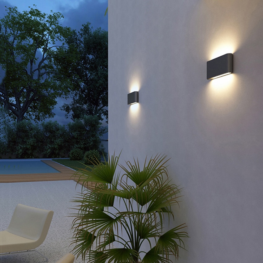 Outdoor Aluminum LED Wall Lamp