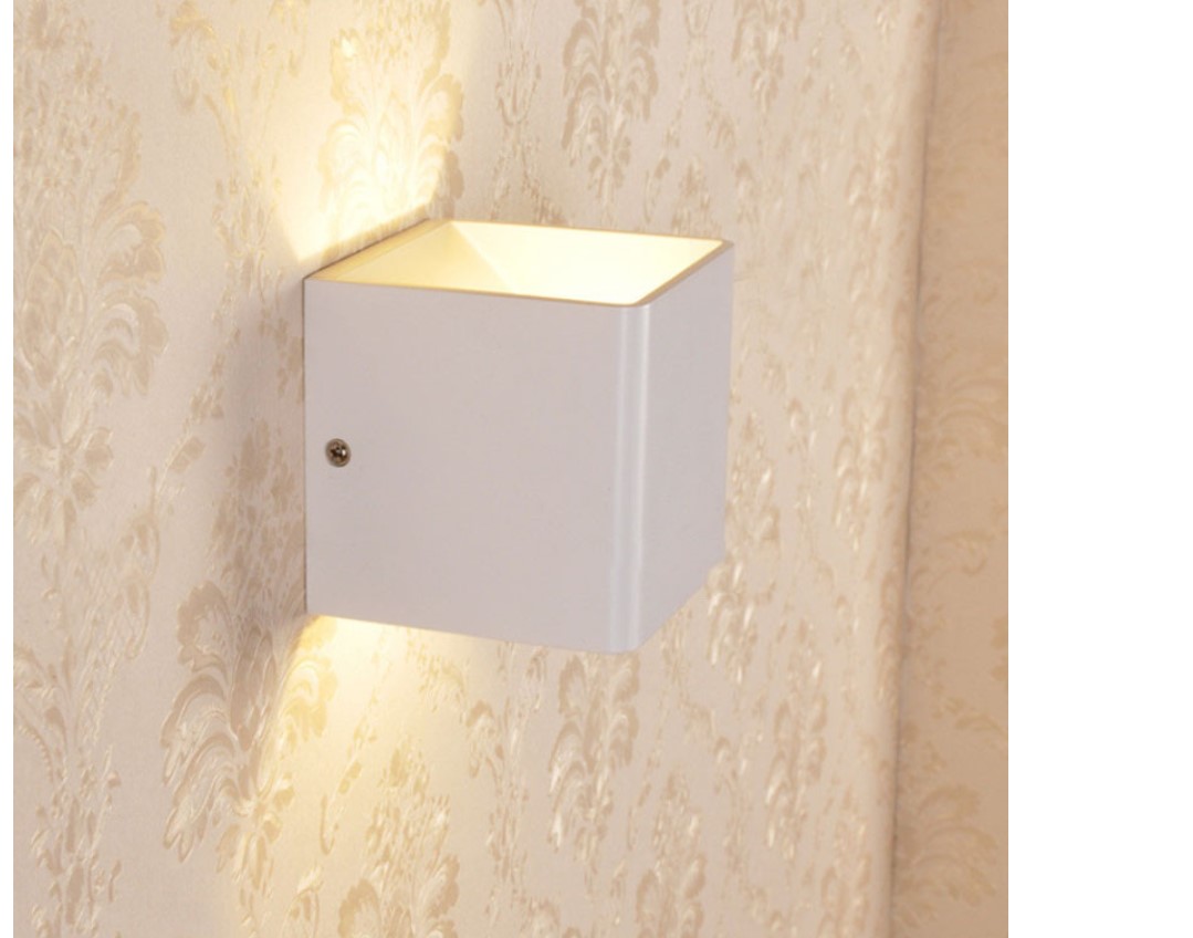 Cube Shaped LED Wall Lamp