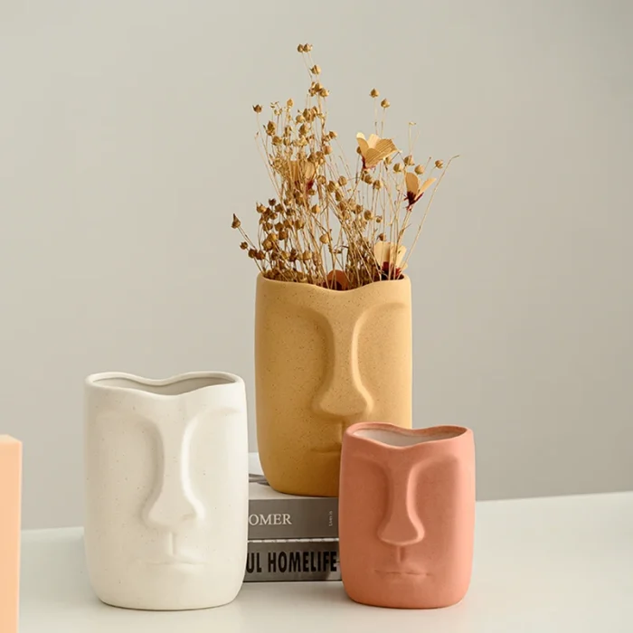 Creative Ceramic Face Vase – Abstract Art for Modern Home Décor