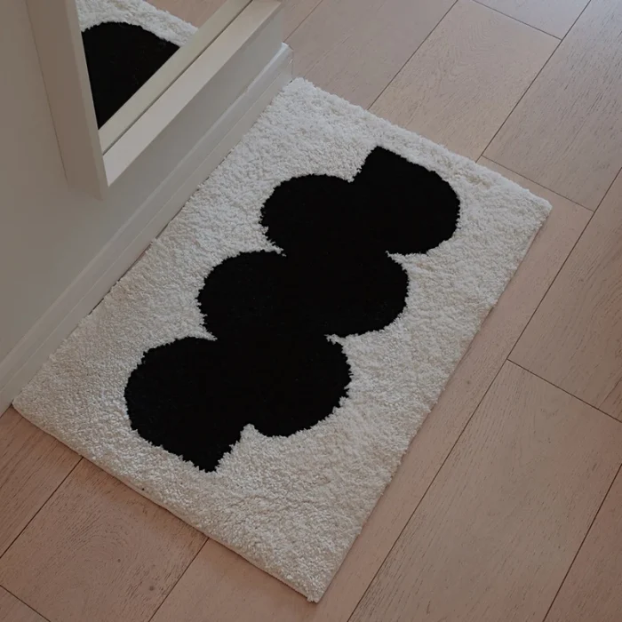 Black and White Geometric Tufted Rug