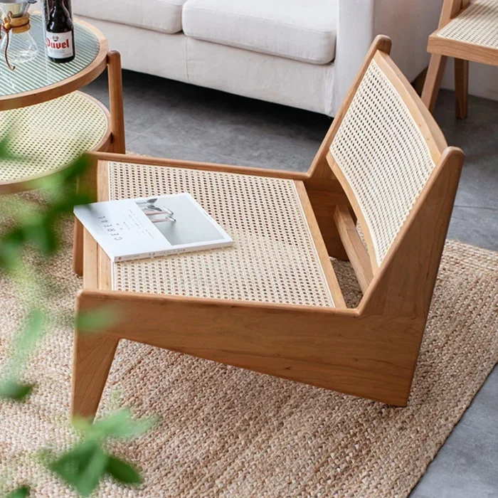 Nordic Solid Wood Kangaroo Chair